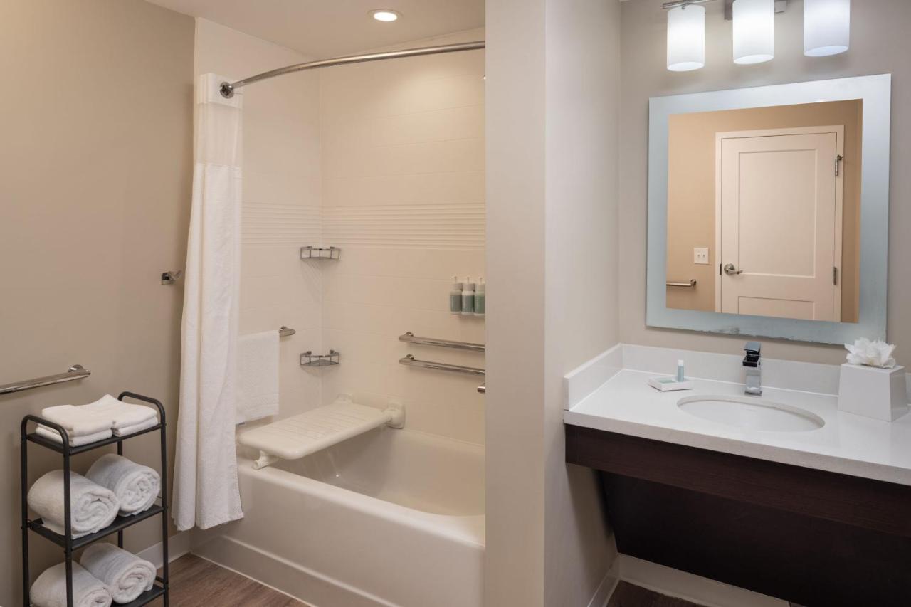 Hotel Towneplace Miami West 3*