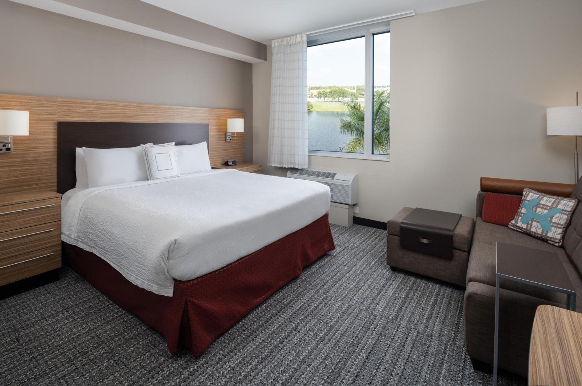 Towneplace Miami West Hotel